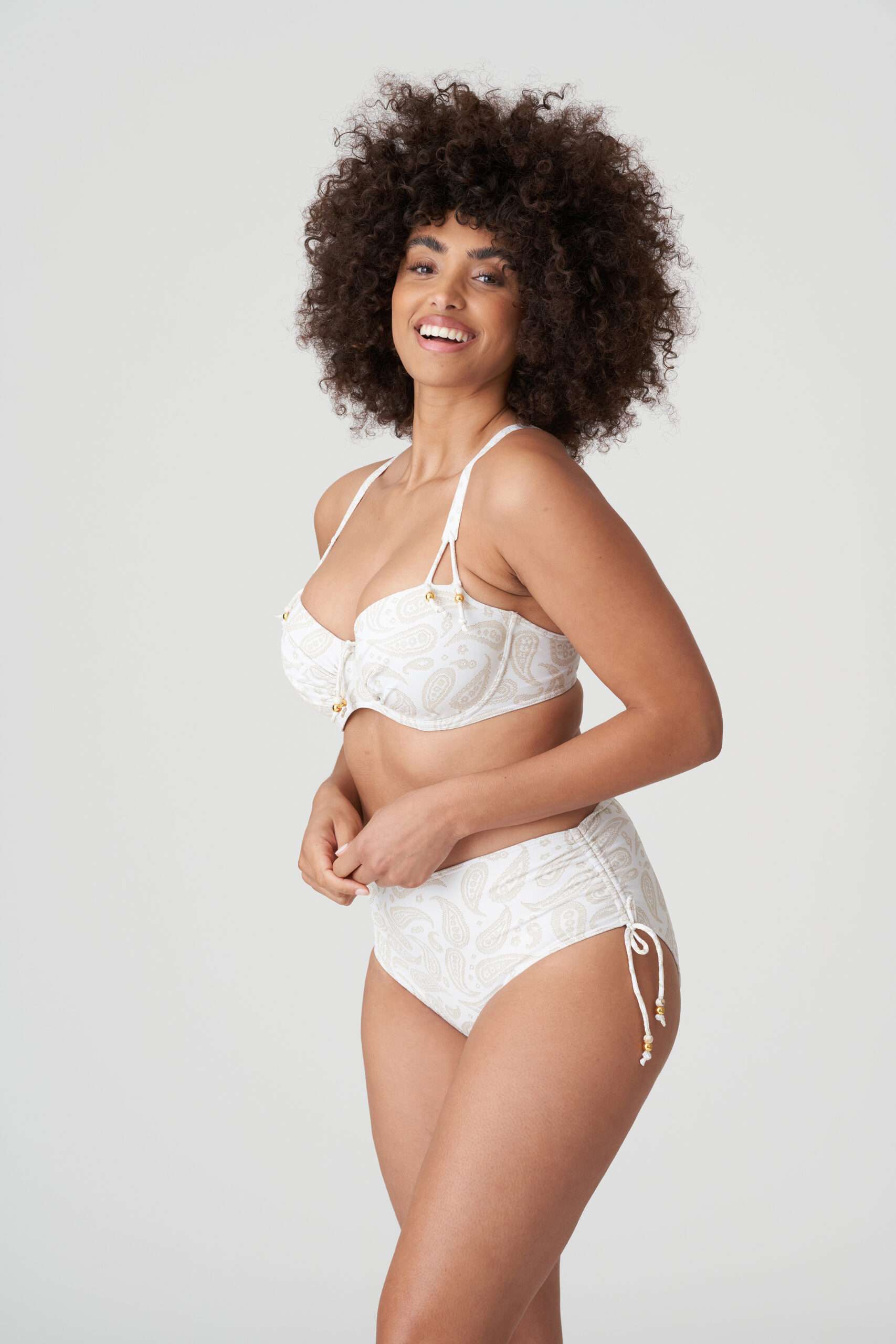 SIDARI White Yacht voorgevormde balconette bikini SIDARI White Yacht voorgevormde balconette bikini