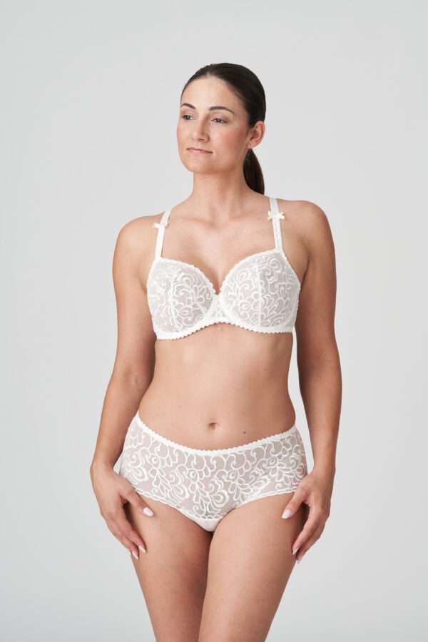 ZAHRAN Natuur luxe string