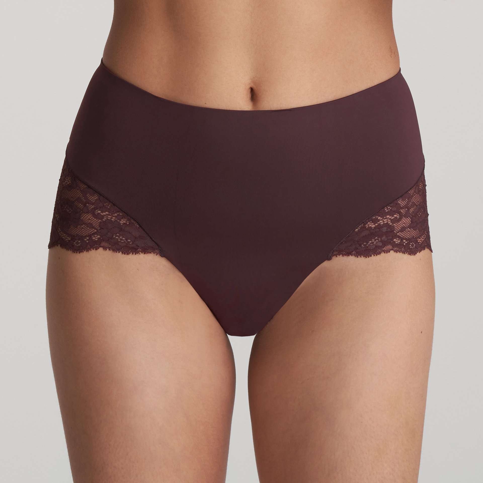 COLOR STUDIO aubergine corrigerende tailleslip COLOR STUDIO aubergine corrigerende tailleslip