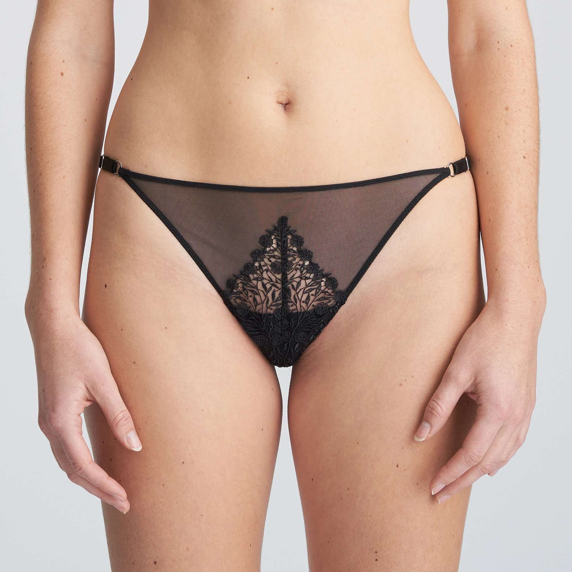 DANAE zwart string DANAE zwart string