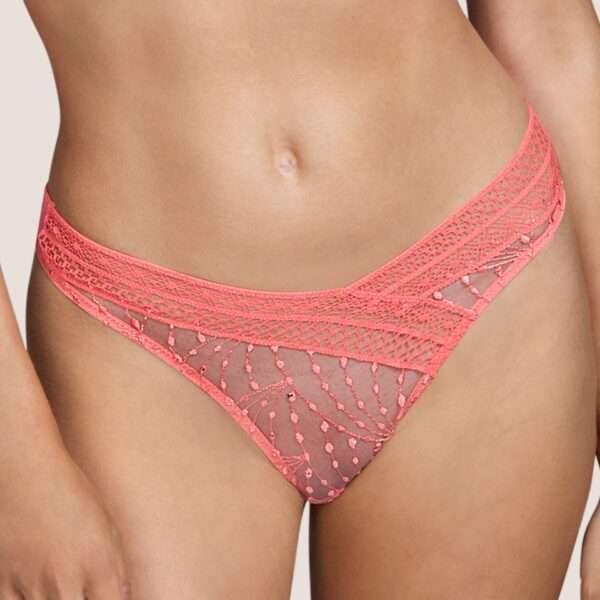 VAUGHAN Coral Crush luxe string