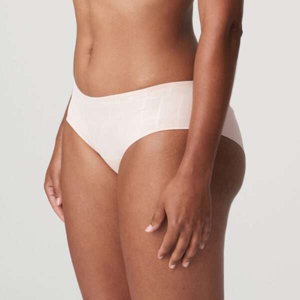 YOSHUA silky tan short