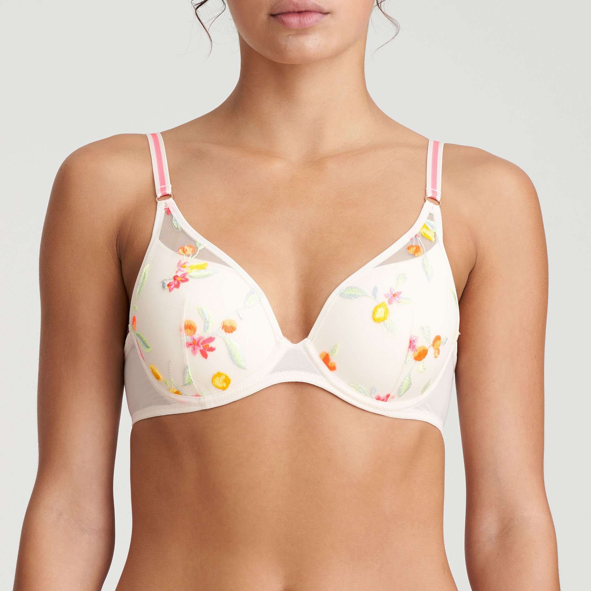 NAGAE geisha mousse bh hartvorm NAGAE geisha mousse bh hartvorm