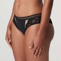 SUTO zwart hotpants