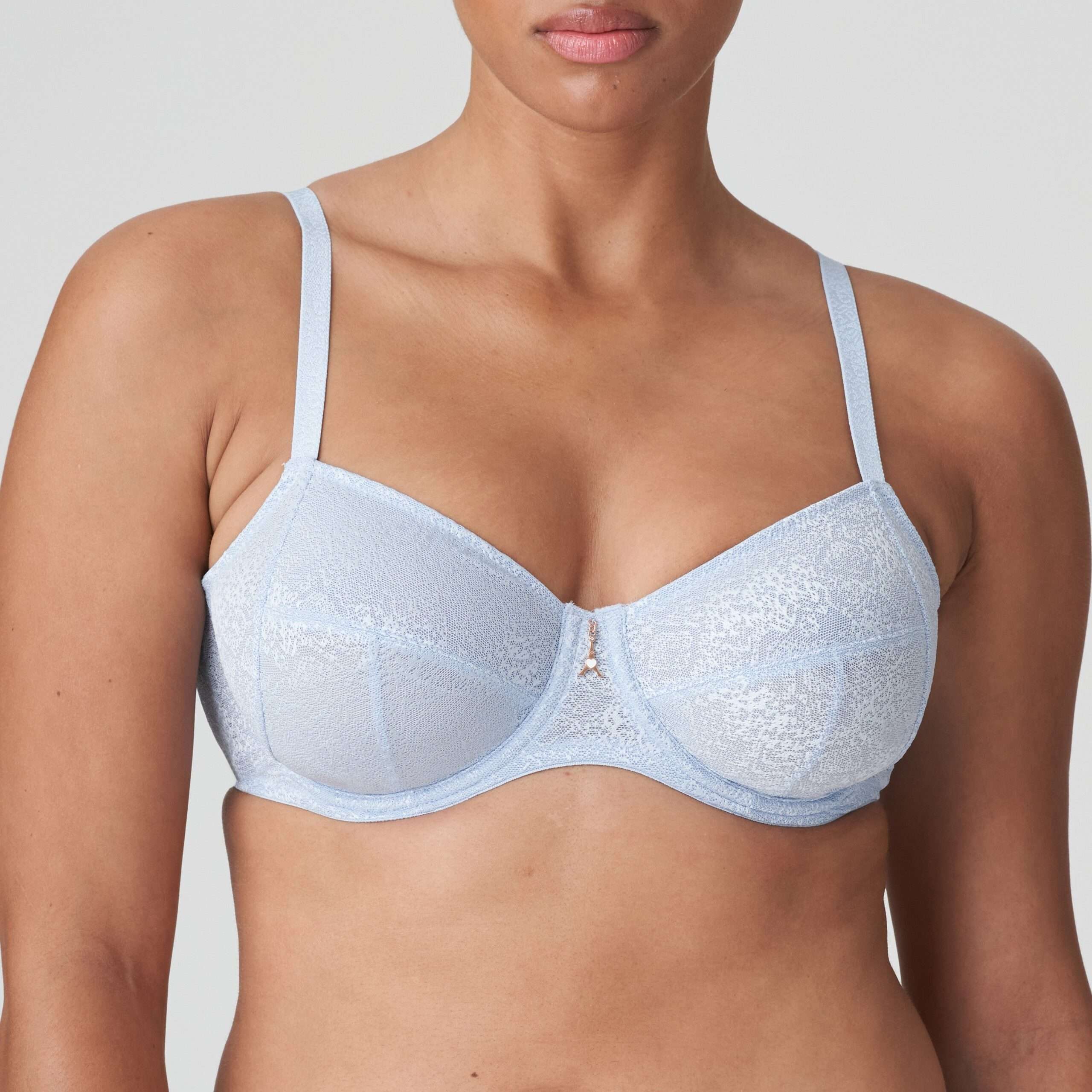 LUMINO Pale Blue volle cup bh LUMINO Pale Blue volle cup bh