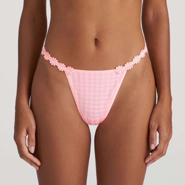 AVERO Pink Parfait string