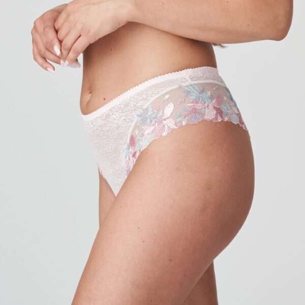 MOHALA Pastel Pink luxe string