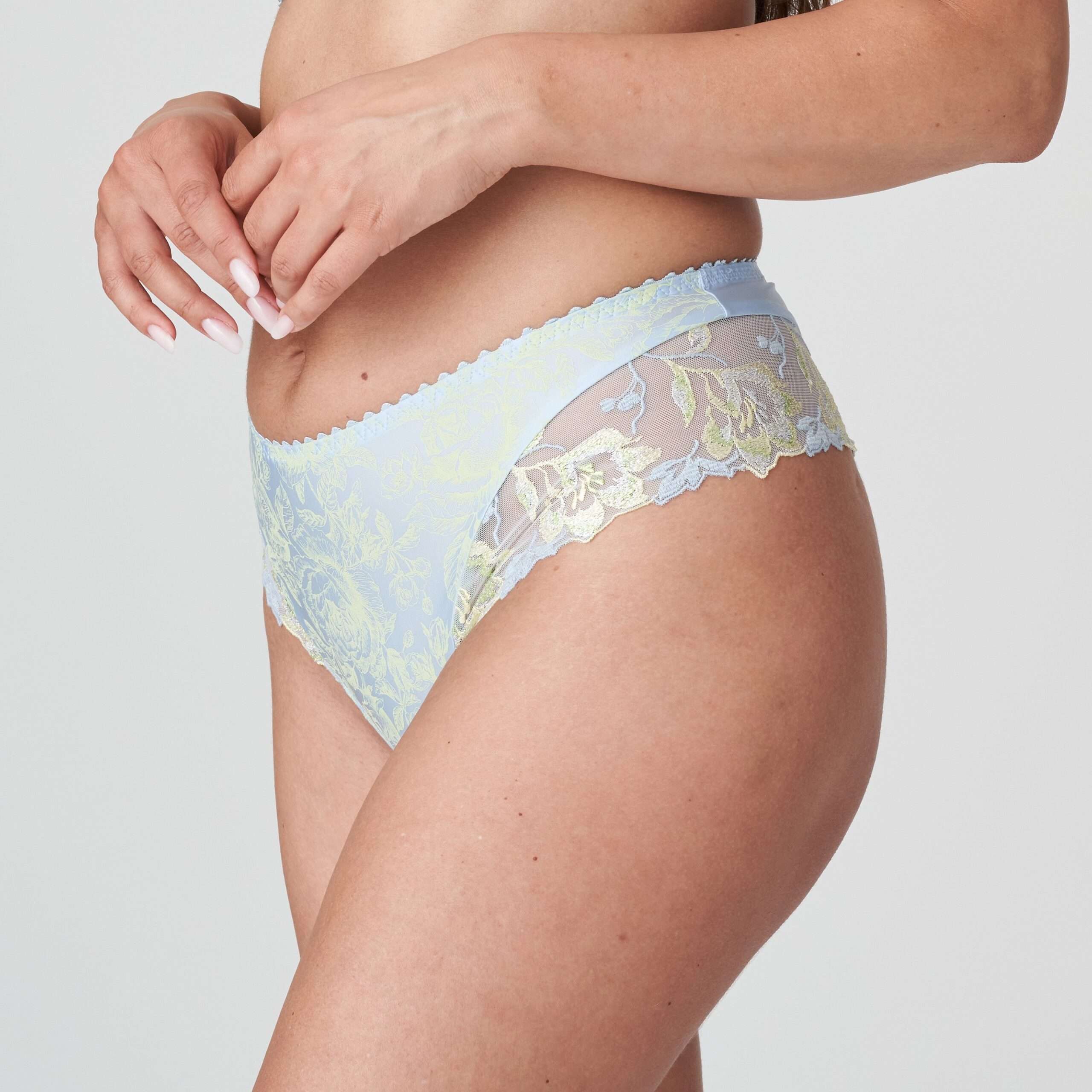 NUZHA Nuage luxe string NUZHA Nuage luxe string