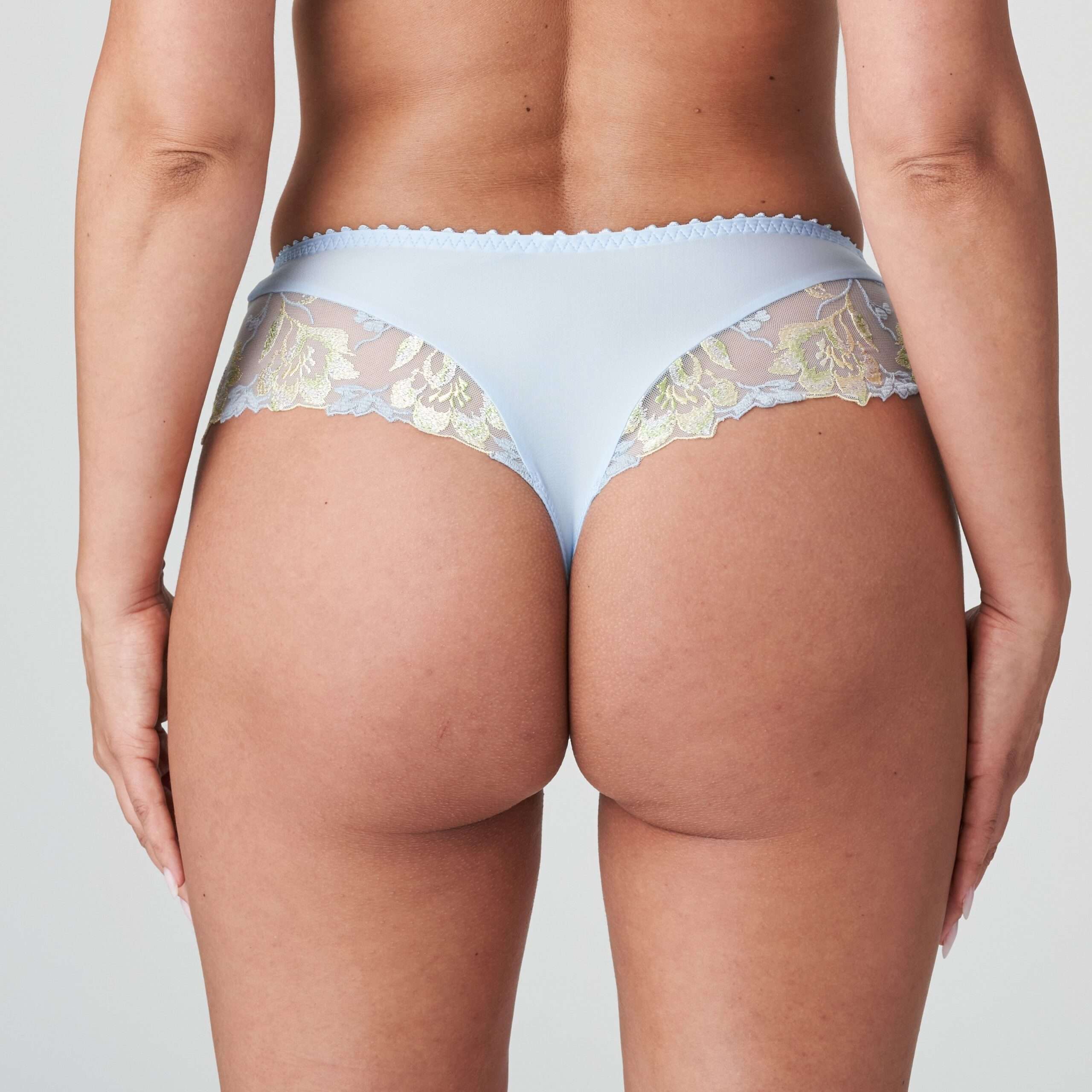 NUZHA Nuage luxe string NUZHA Nuage luxe string