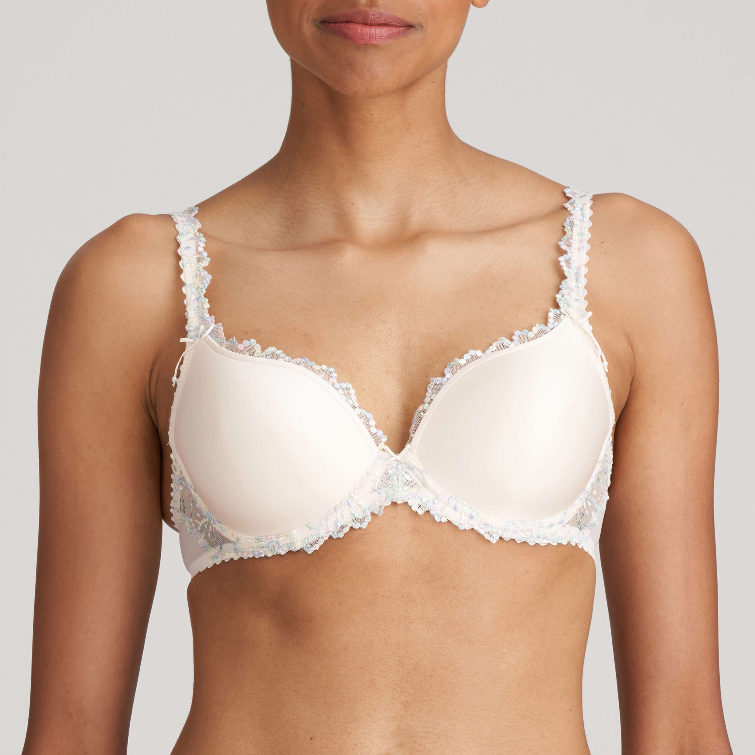JANE Boudoir Cream voorgevormde bh - hartvorm JANE Boudoir Cream voorgevormde bh - hartvorm