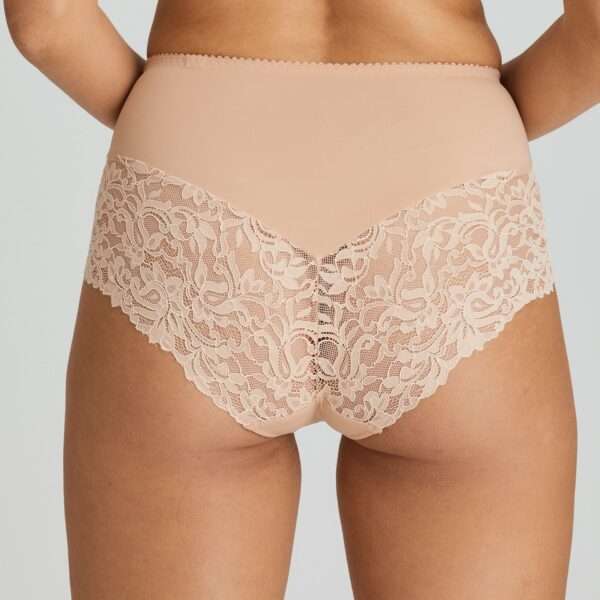 MAGNOLIA light tan hotpants