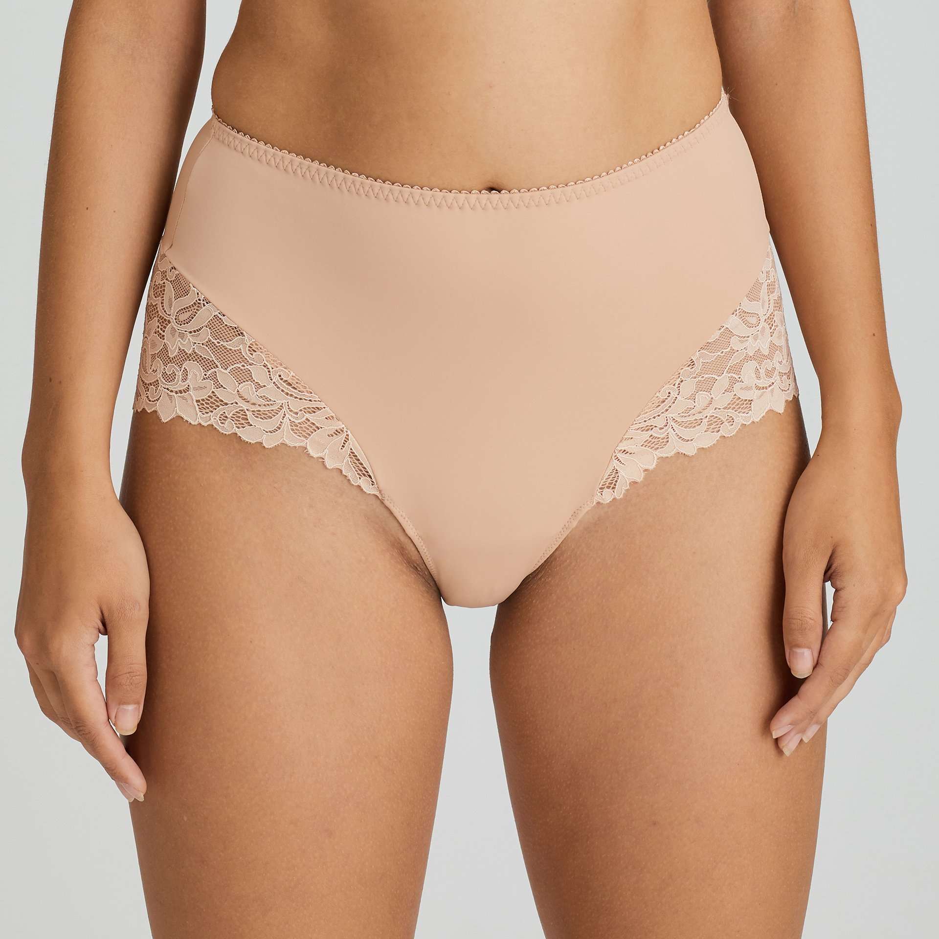 MAGNOLIA light tan hotpants MAGNOLIA light tan hotpants