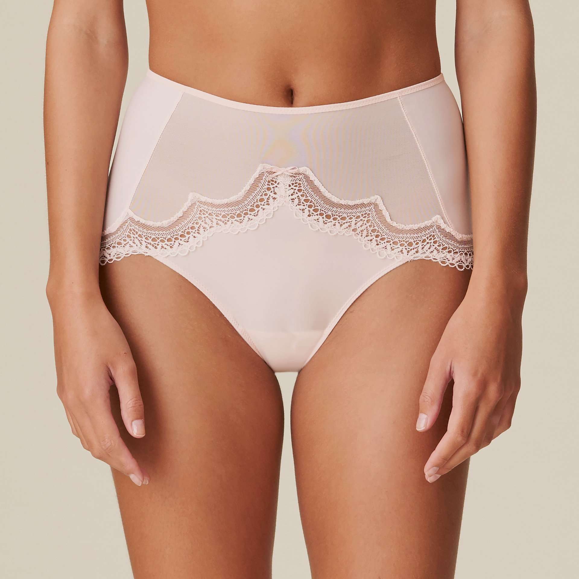 DOLORES glossy pink tailleslip DOLORES glossy pink tailleslip
