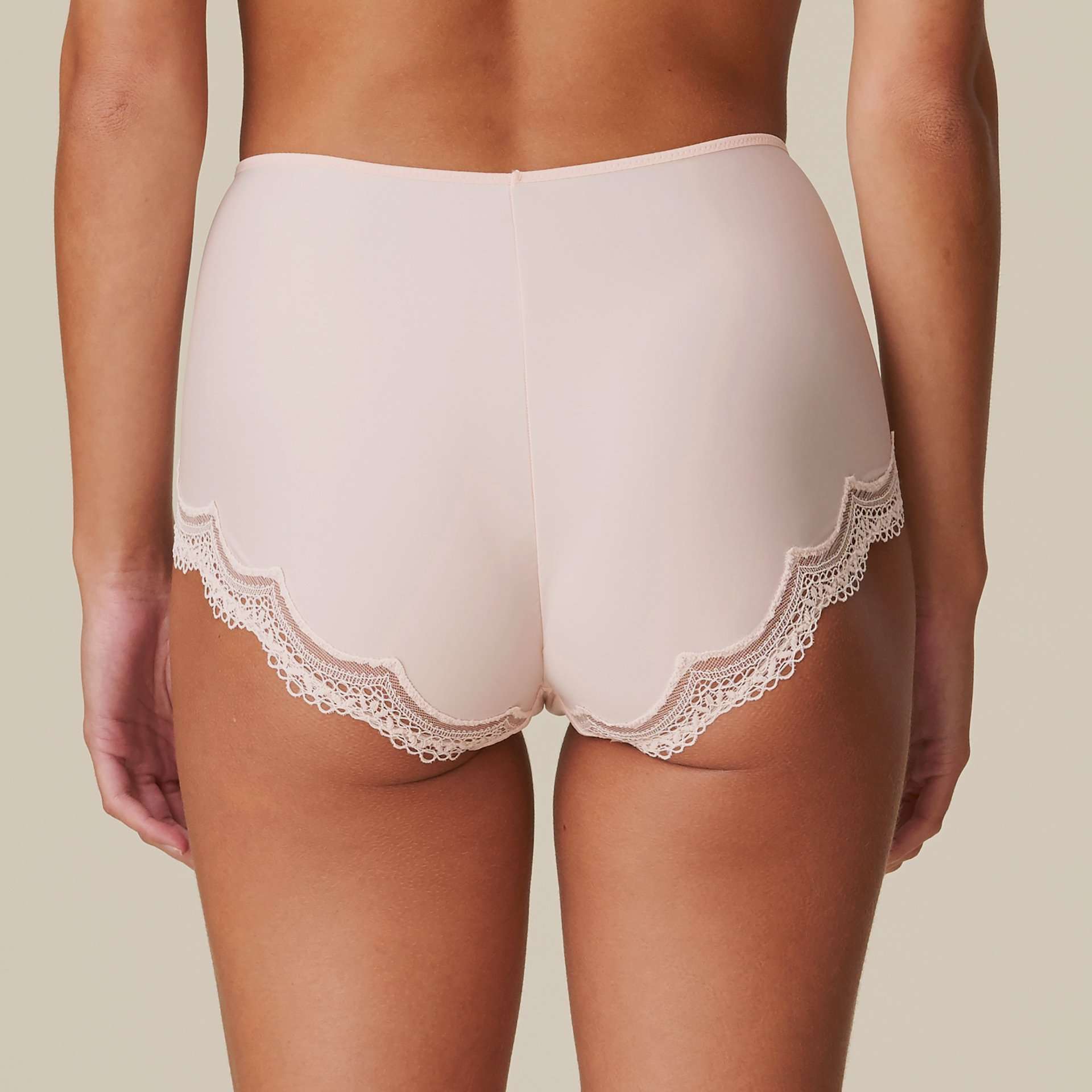 DOLORES glossy pink tailleslip DOLORES glossy pink tailleslip