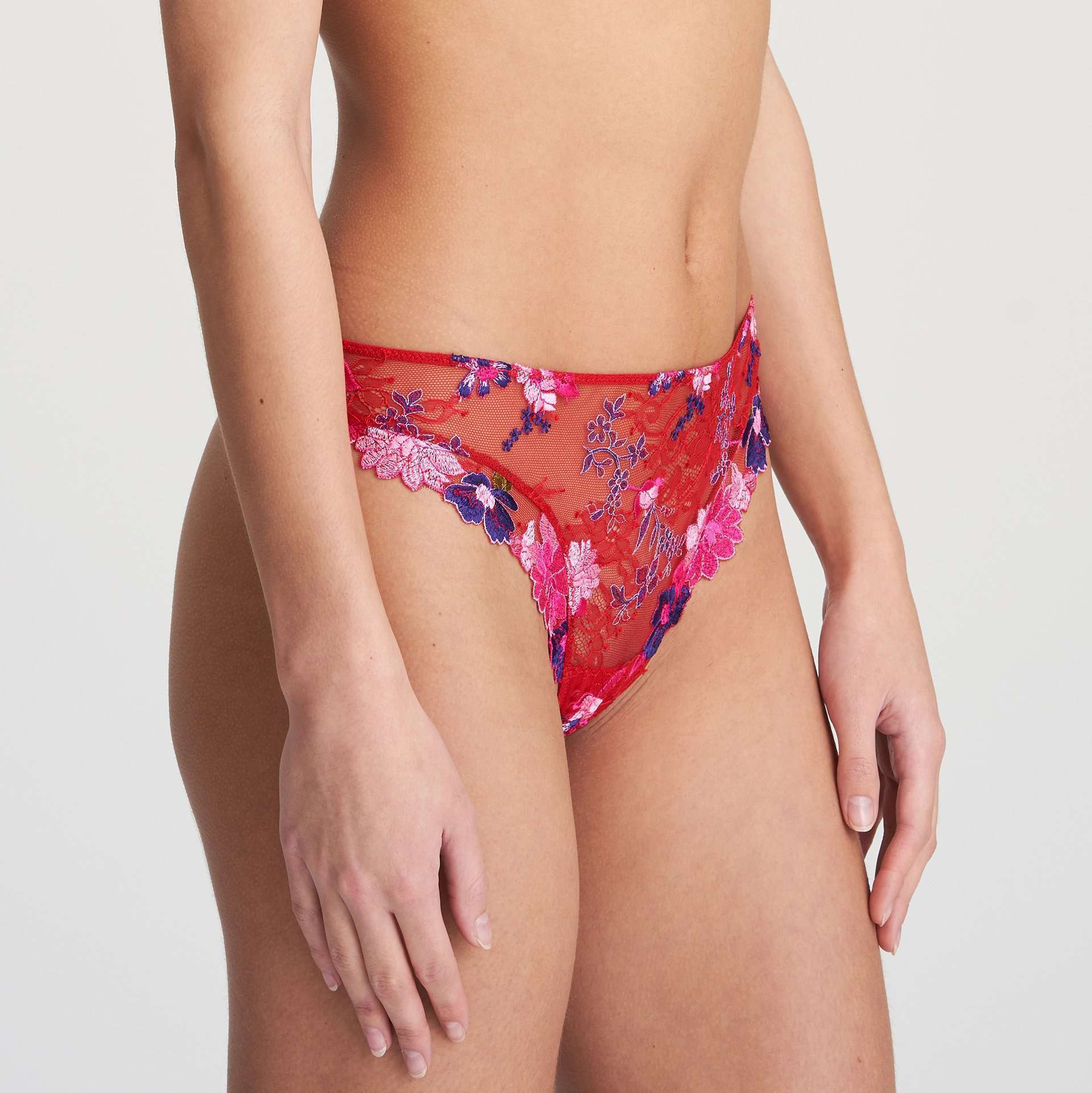 JUDITH Rood string JUDITH Rood string