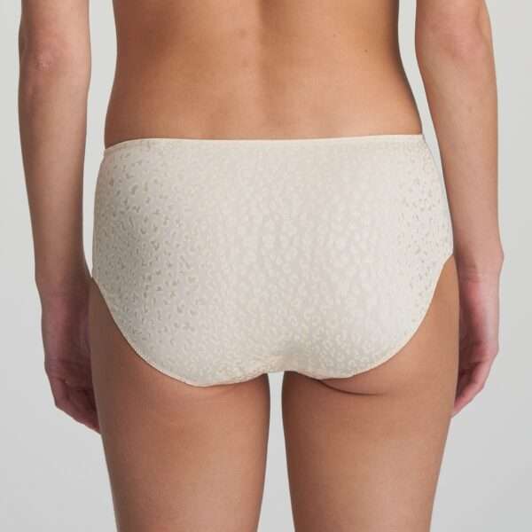 TOM Pearled Ivory short