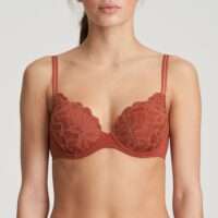 HELMUT Cinnamon mousse bh hartvorm