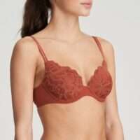 HELMUT Cinnamon mousse bh hartvorm