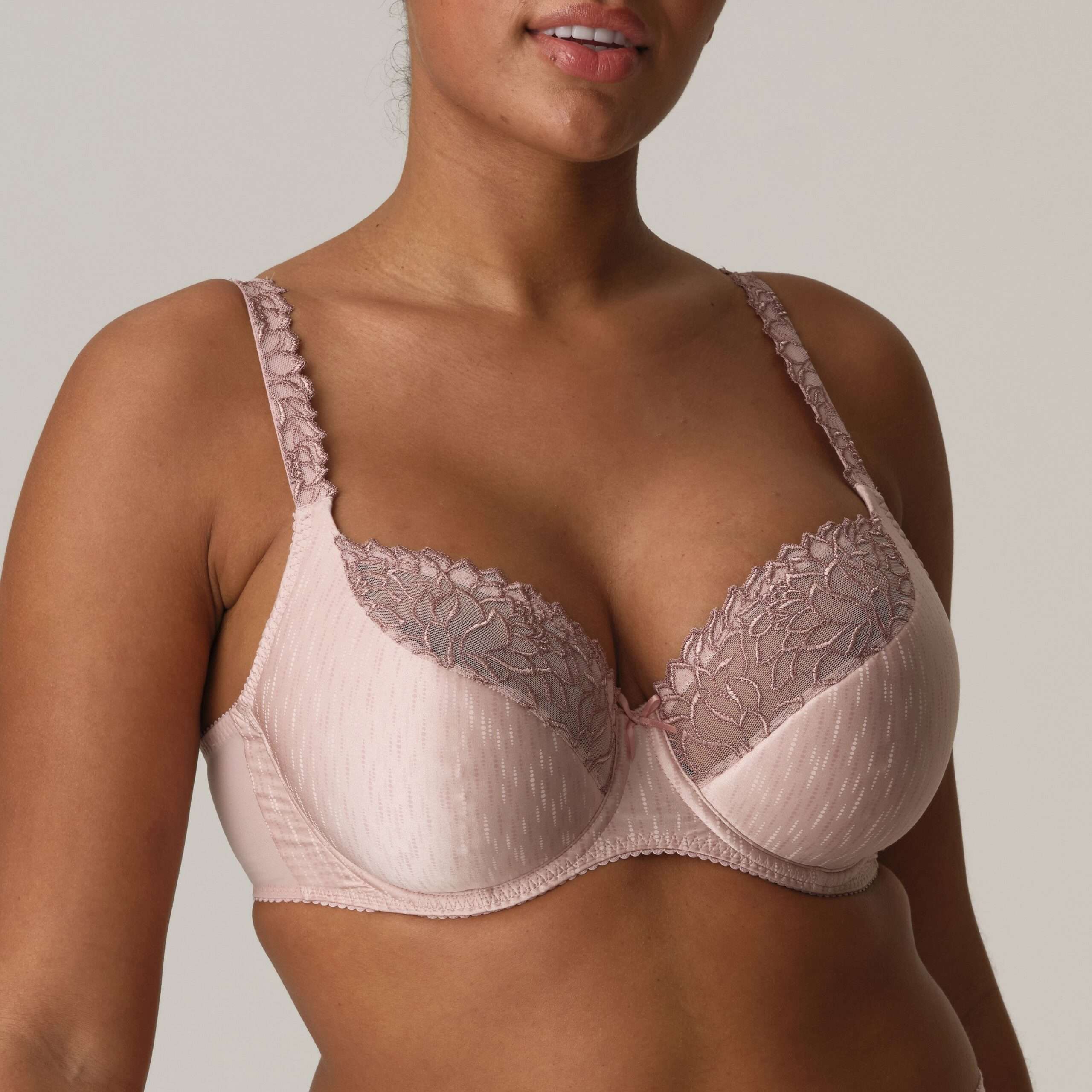 MONTERREY Vintage Pink balconette halve mousse tulpsn MONTERREY Vintage Pink balconette halve mousse tulpsn