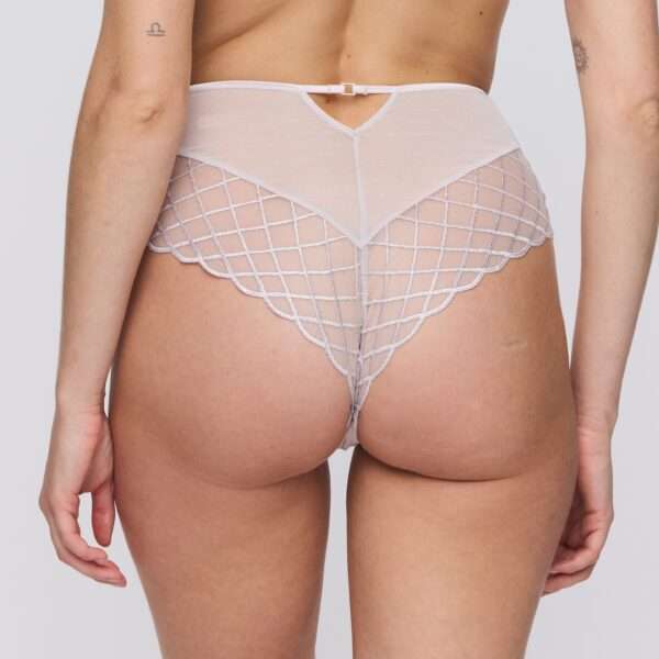 AVEN Marble luxe string