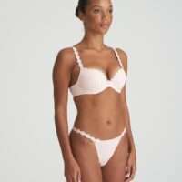 AVERO pearly pink string