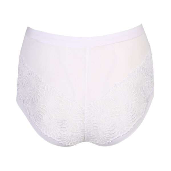 SOPHORA wit hotpants