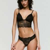 LISA zwart voorgevormde bralette LISA zwart voorgevormde bralette