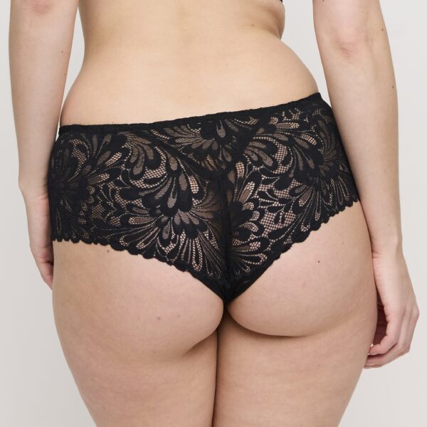 RUPI zwart hotpants
