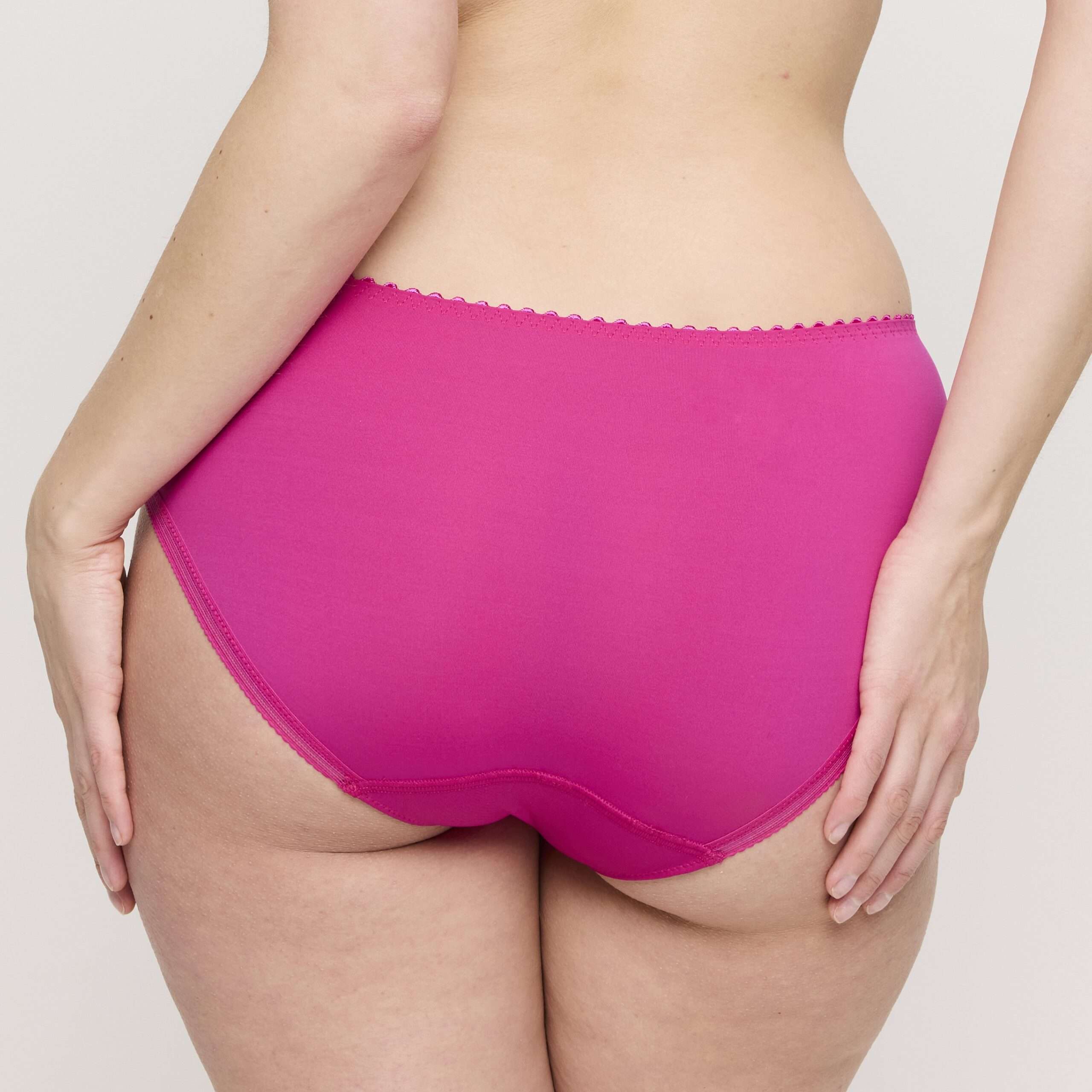 DEVDAHA VERY BERRY tailleslip DEVDAHA VERY BERRY tailleslip