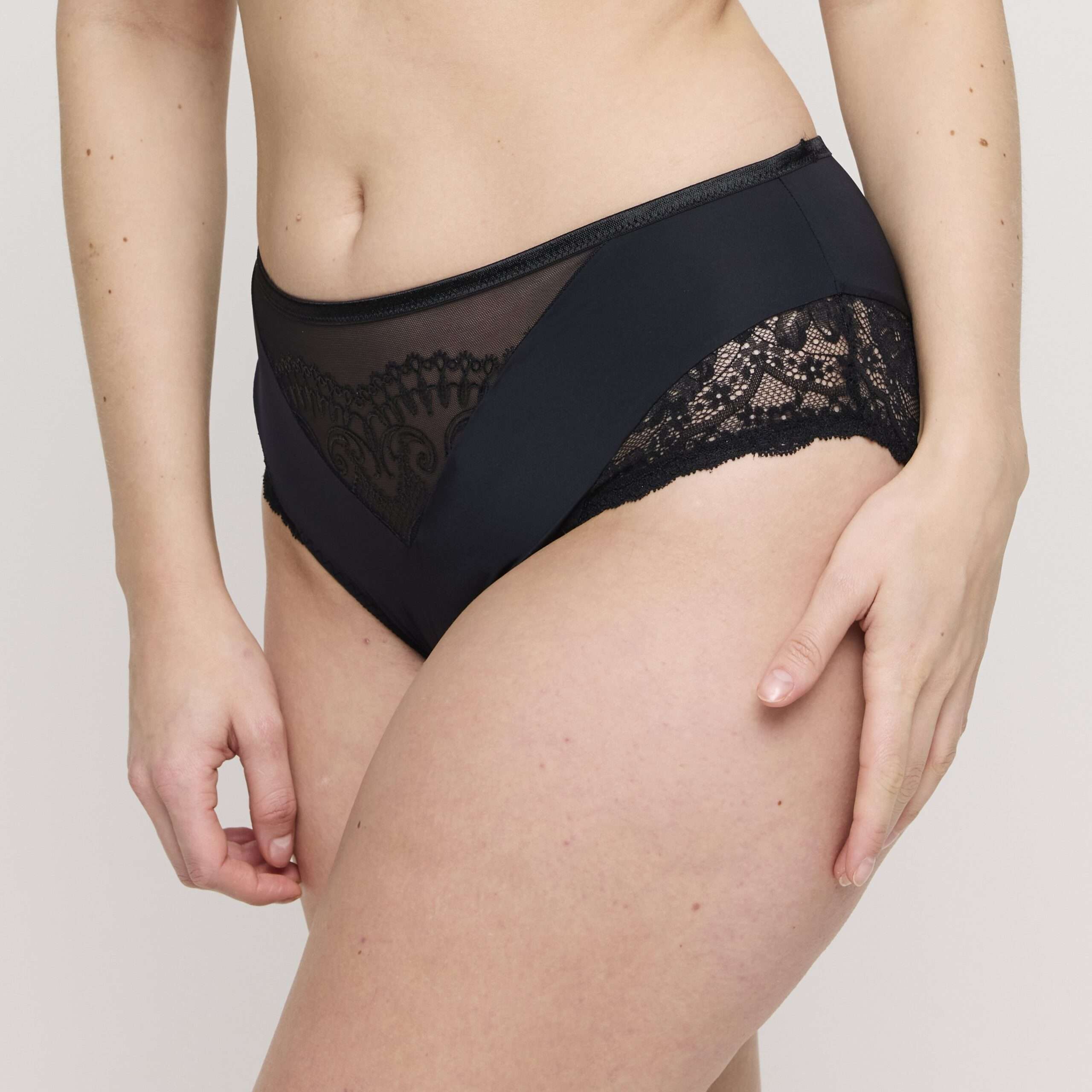 SHIMLA zwart tailleslip