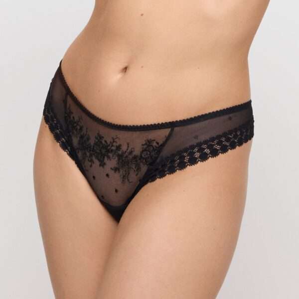 ANNAELLE zwart string