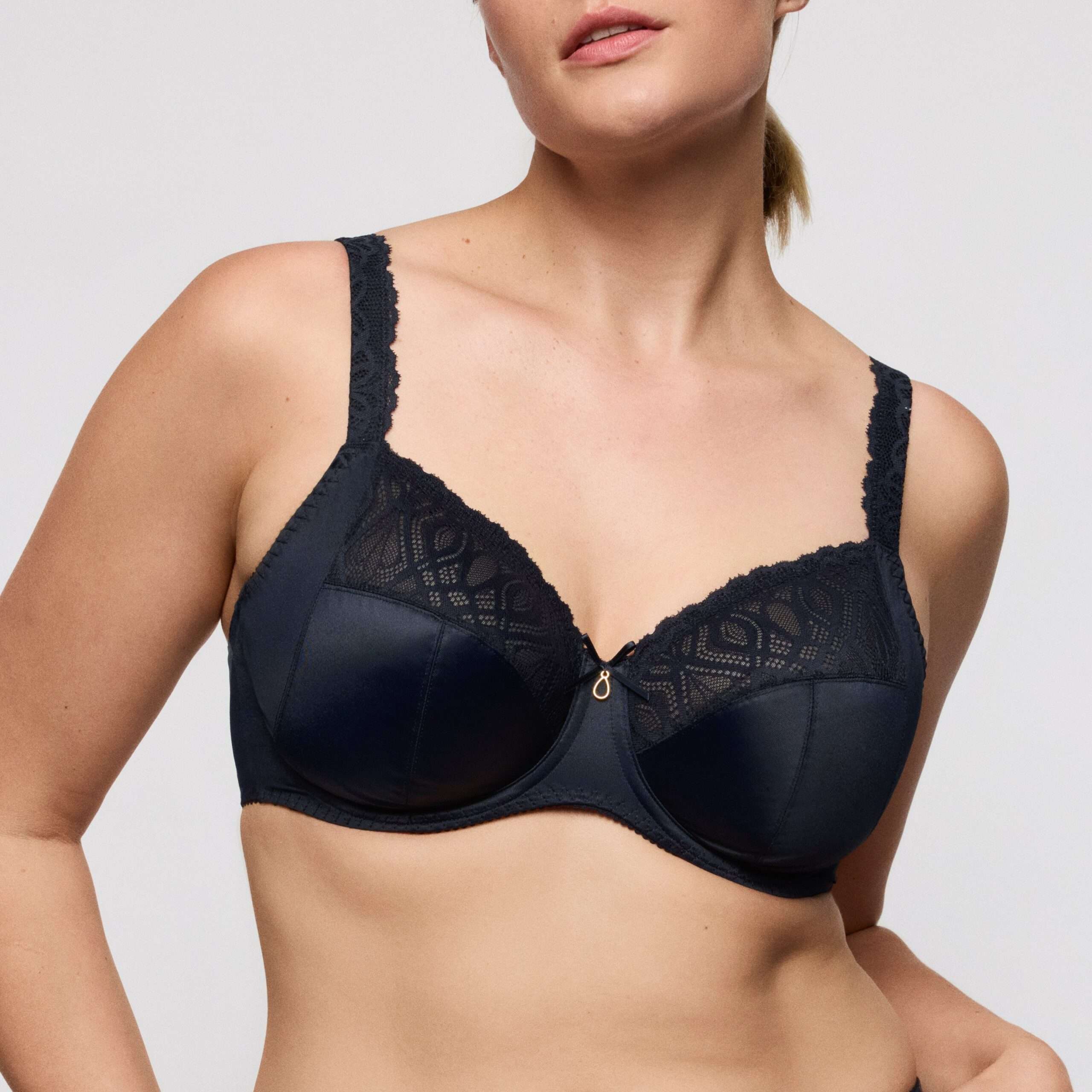SALERNO midnight blue volle cup bh