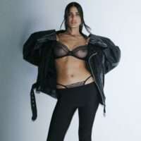 CHAIKA Zwart string short