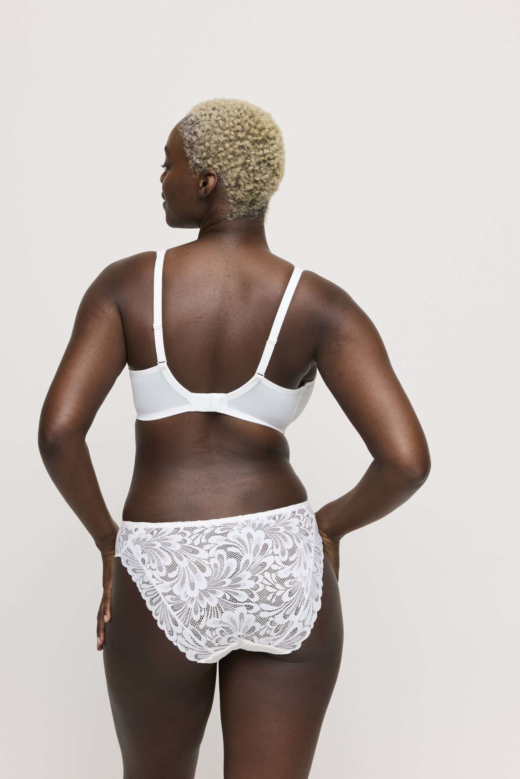 RUPI natuur plunge bh halve mousse cups