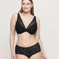 RUPI zwart hotpants RUPI zwart hotpants