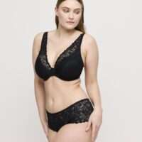 RUPI zwart hotpants RUPI zwart hotpants