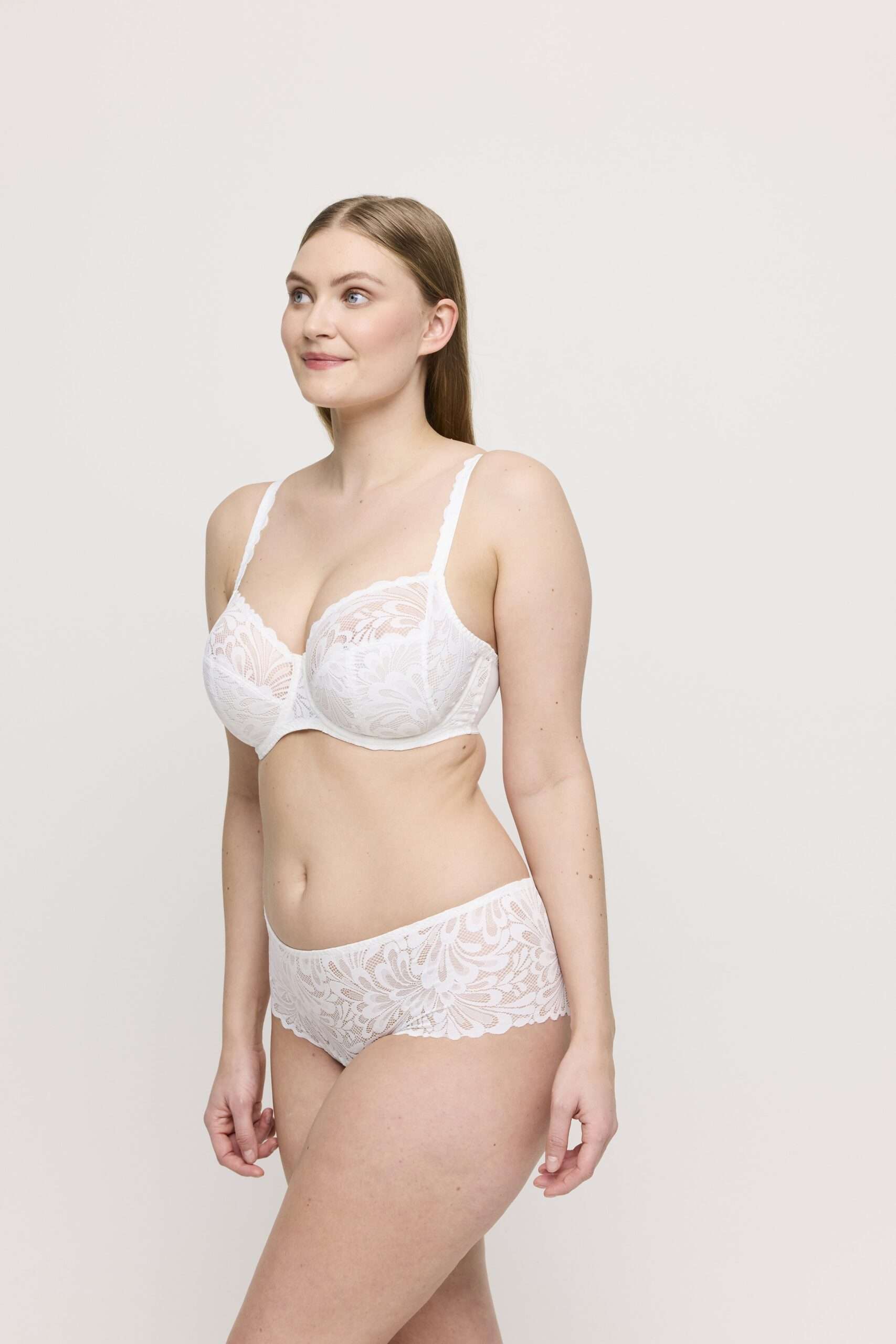 RUPI natuur hotpants