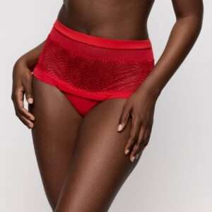 SOPHORA true red hotpants