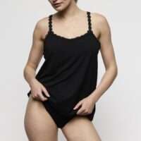 AVERO STUDIO zwart topje zonder cups