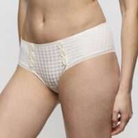 AVERO Ivory Petal hotpants