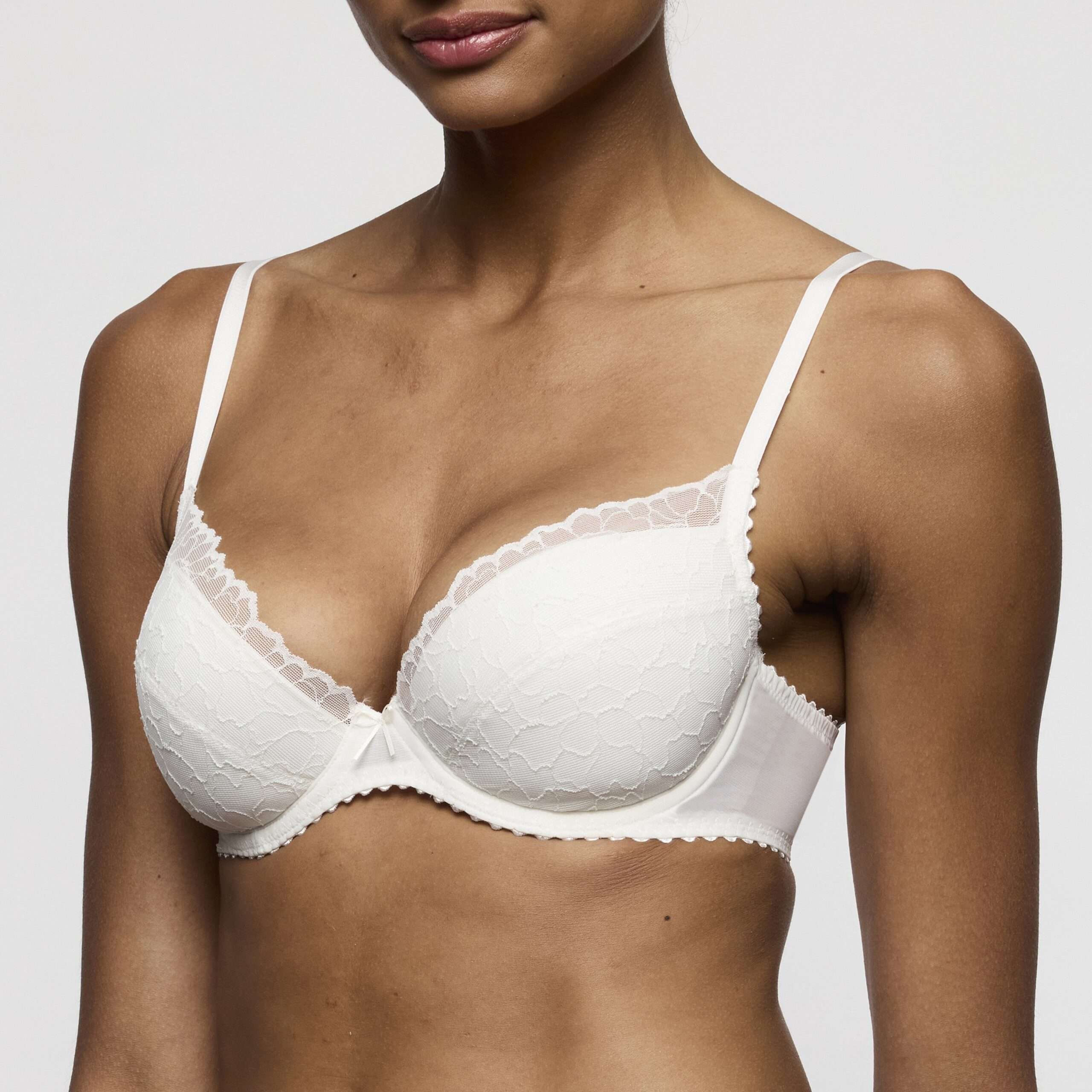 AZELIE natuur push-up bh uitneembare pads