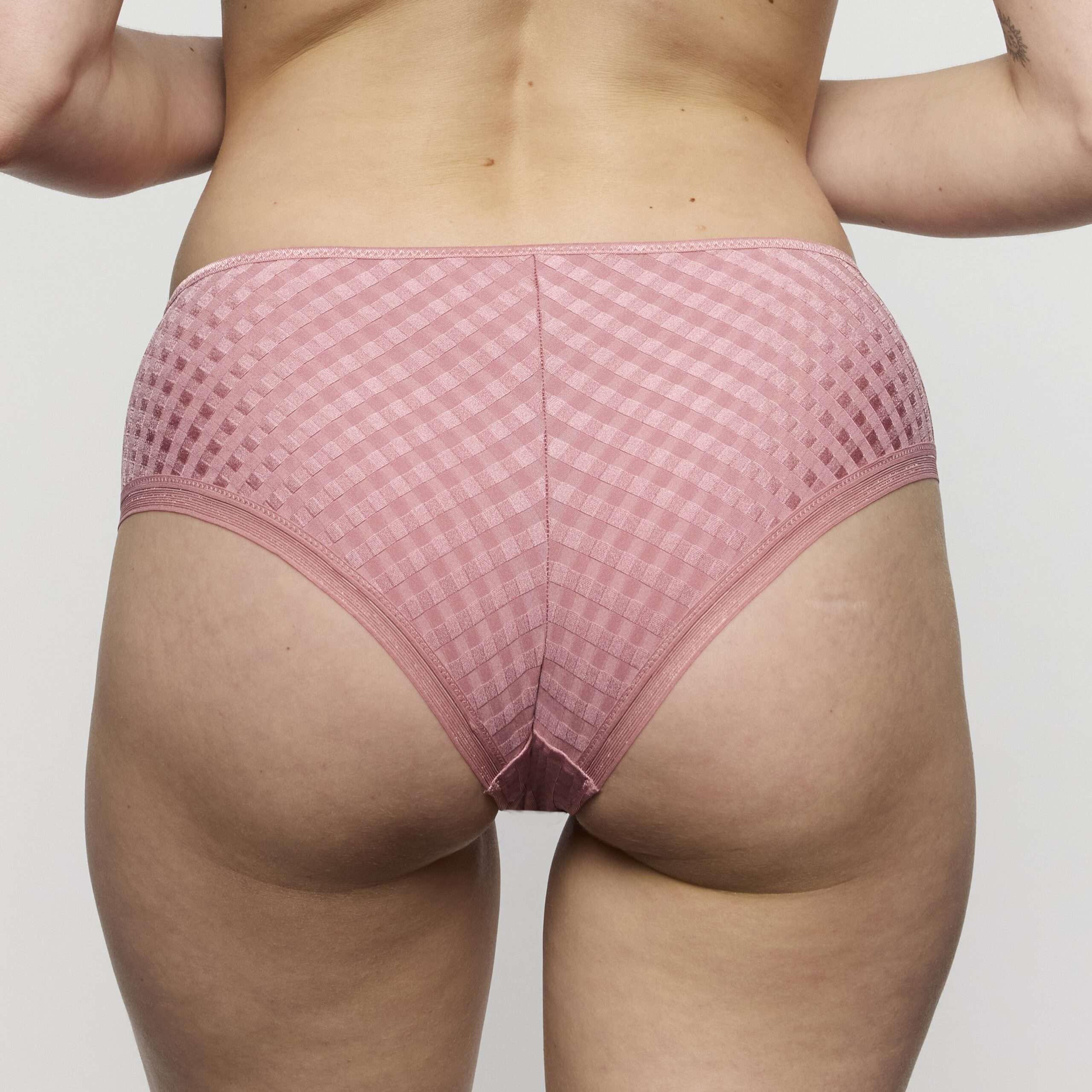 AVERO Ballet Pink hotpants