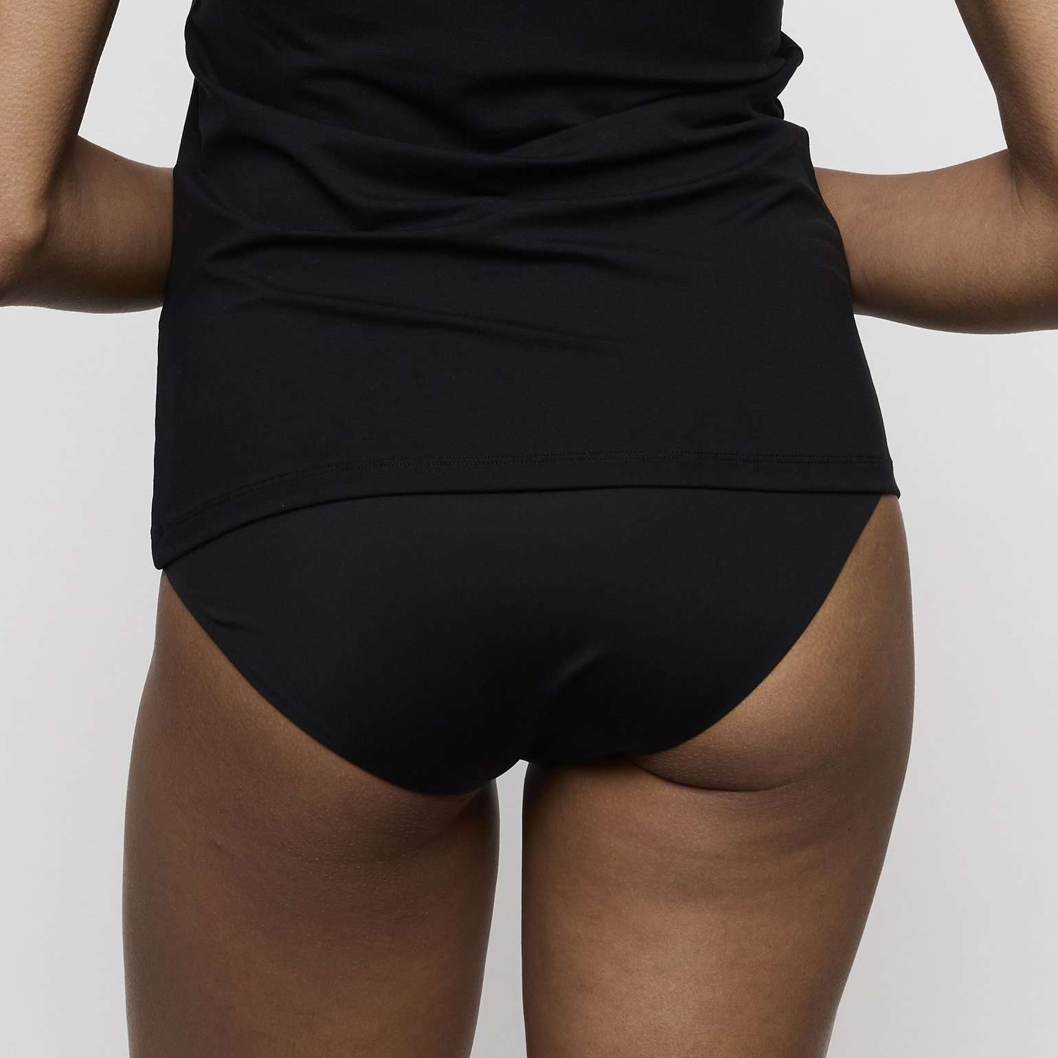 SOFT STUDIO zwart tailleslip