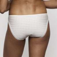 AVERO Ivory Petal rioslip