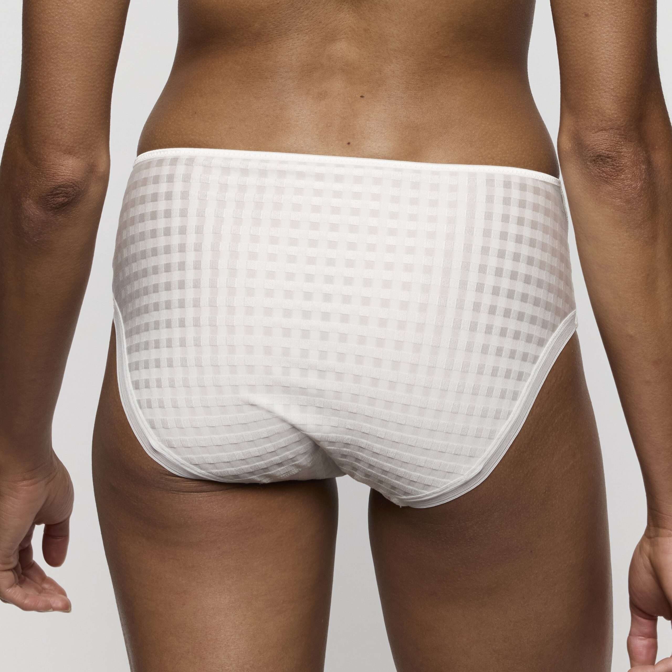 AVERO Ivory Petal tailleslip AVERO Ivory Petal tailleslip