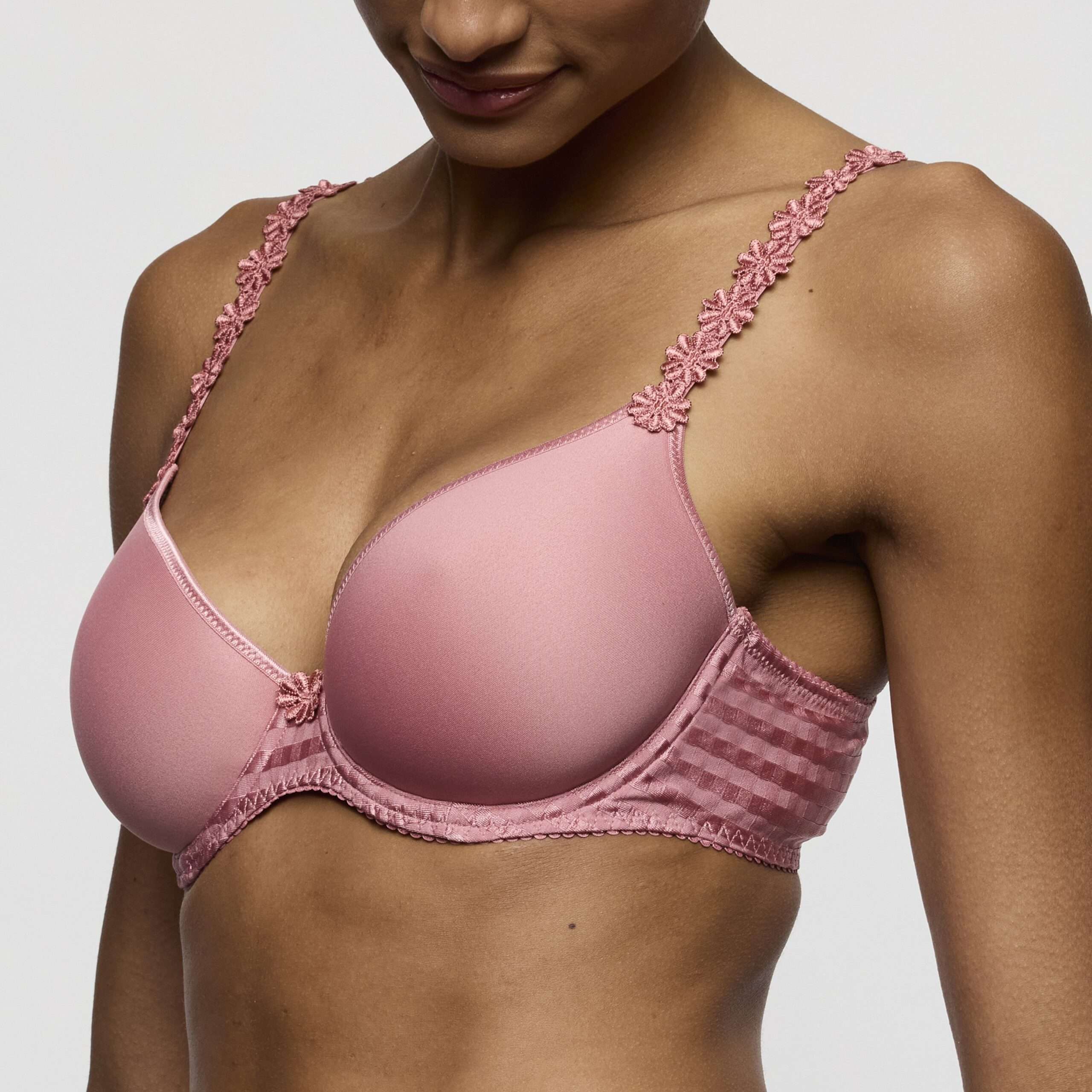 AVERO Ballet Pink volle cup spacer bh